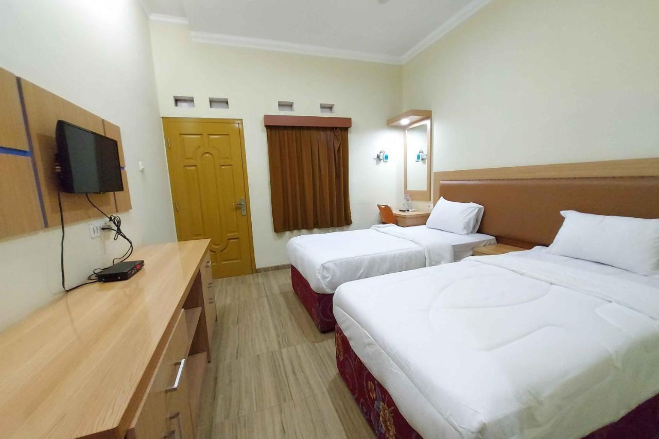 Homestay Fifa Syariah Pati Near Rsud Raa Soewondo Екстер'єр фото