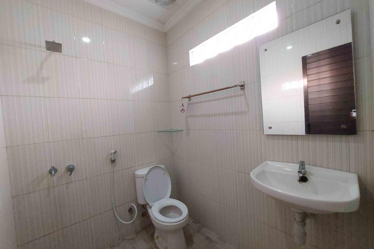 Homestay Fifa Syariah Pati Near Rsud Raa Soewondo Екстер'єр фото